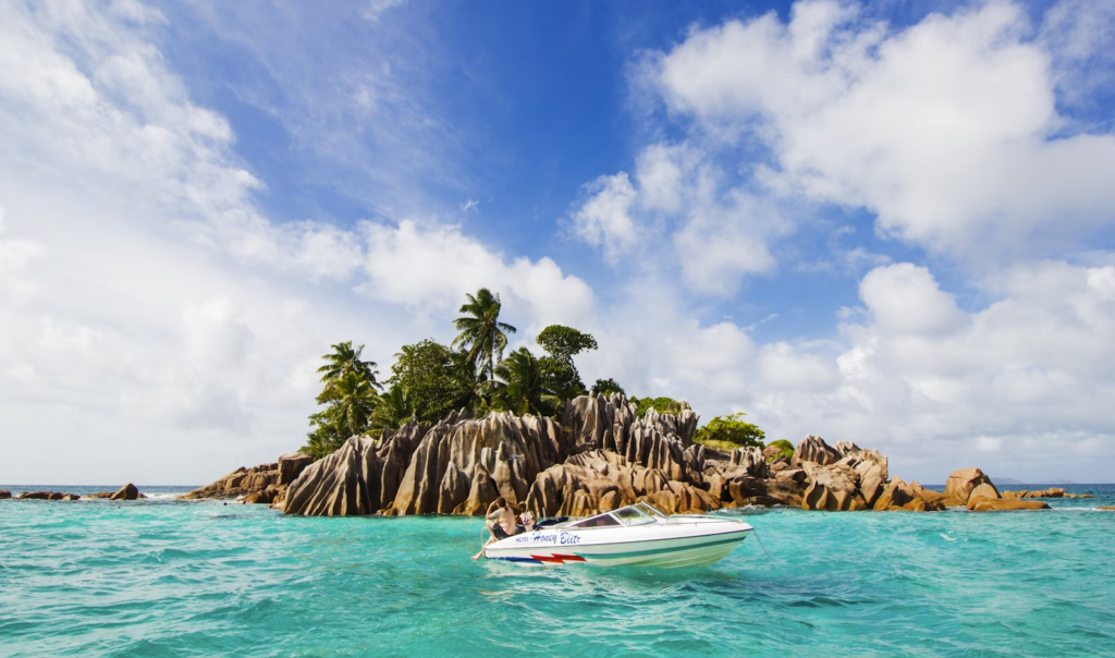 tropical holiday destinations - seychelles