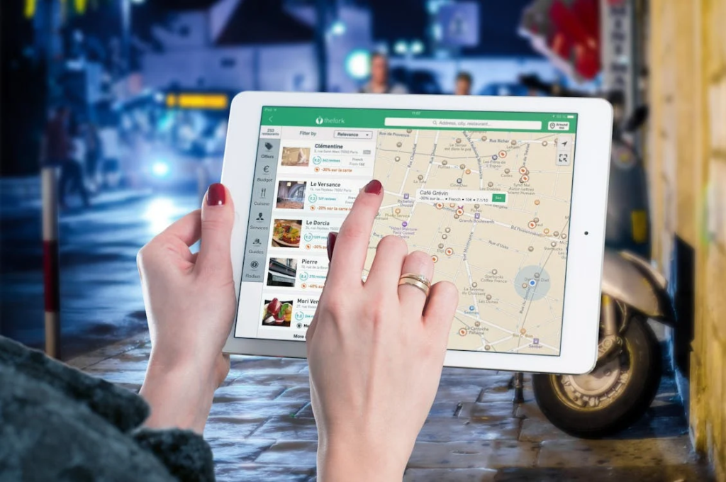  Digital Tips for Trip Planning - apps