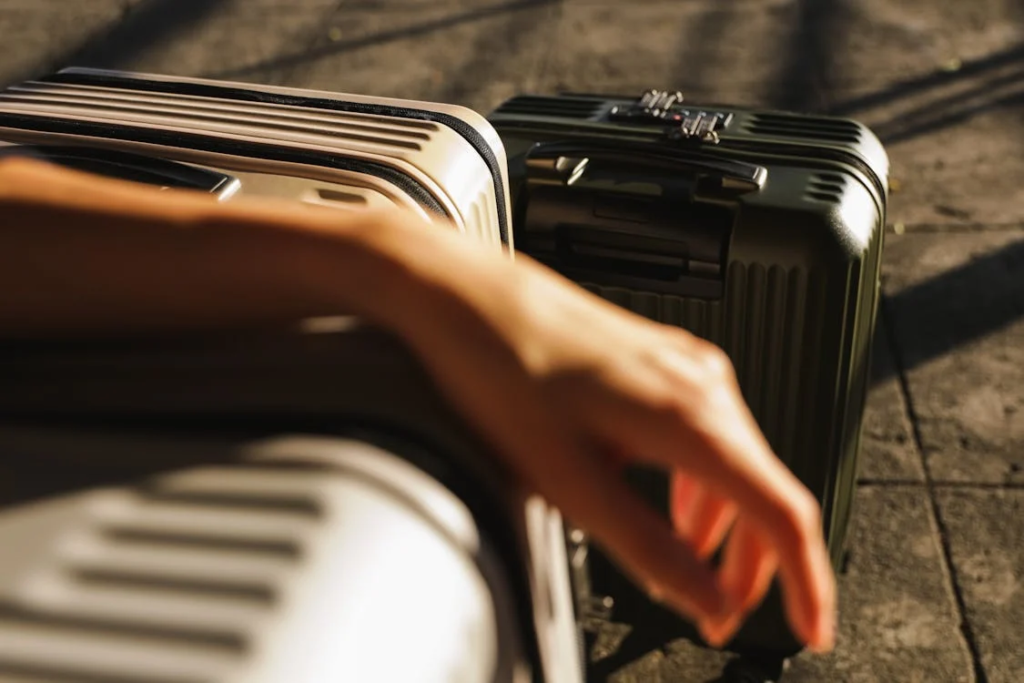 Safety Tips for Traveling: How to Protect Your Belongings