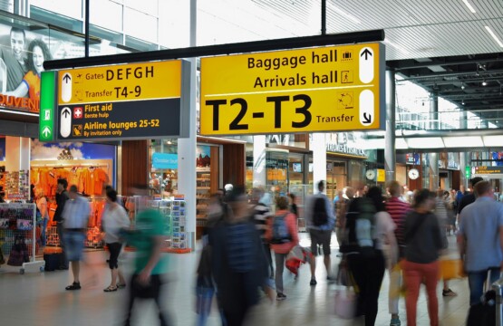 international travel tips - airport navigation